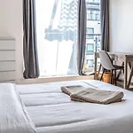 Luxury Apartment In Canary Wharf