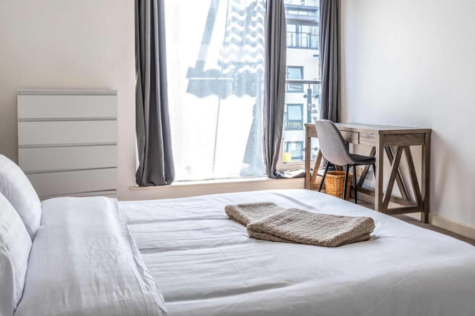 Luxury In Canary Wharf * London